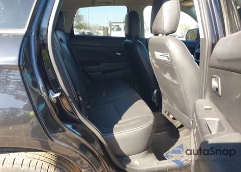 2014 Mitsubishi Outlander Sport Se z USA, uszkodzony, nr VIN 4A4AR4AU3EE014688